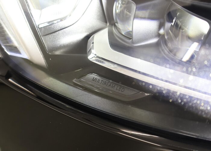 Mercedes-Benz A-Klasse 180 Premium Plus