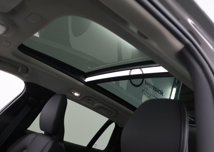 Volvo V60 2.0 T8 Plug-in hybrid AWD Ultra Dark