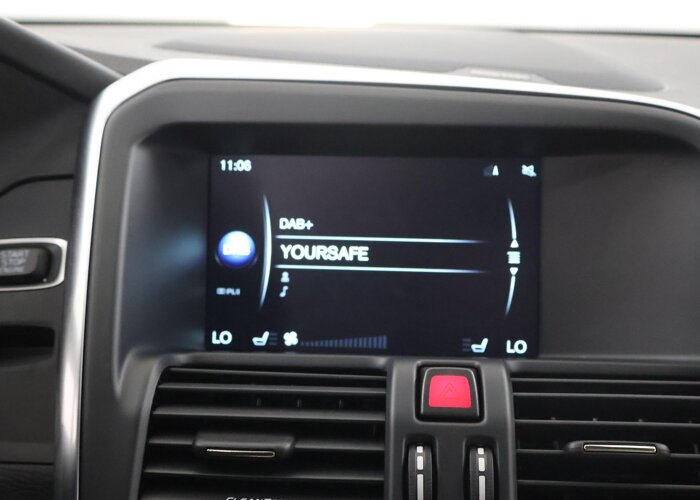 Volvo XC60 2.0 T6 R-Design