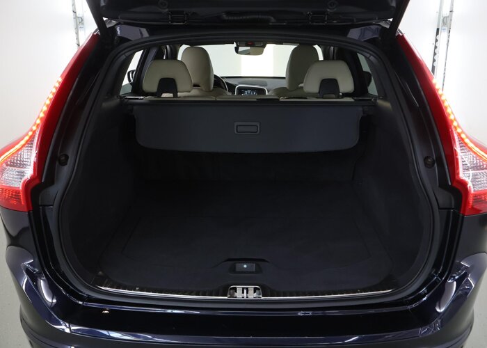 Volvo XC60 2.0 T6 R-Design