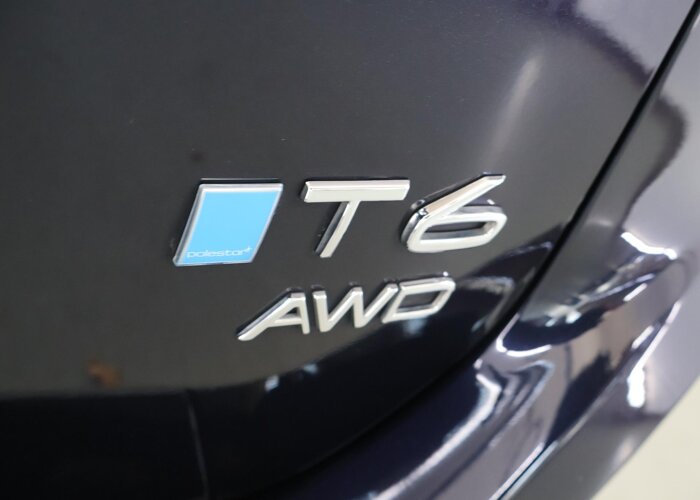 Volvo XC60 2.0 T6 R-Design