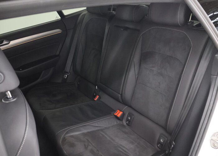 Volkswagen Arteon 2.0 TSI Business R Exclusive