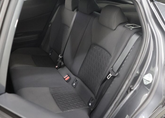 Toyota C-HR 1.8 Hybrid Business Plus