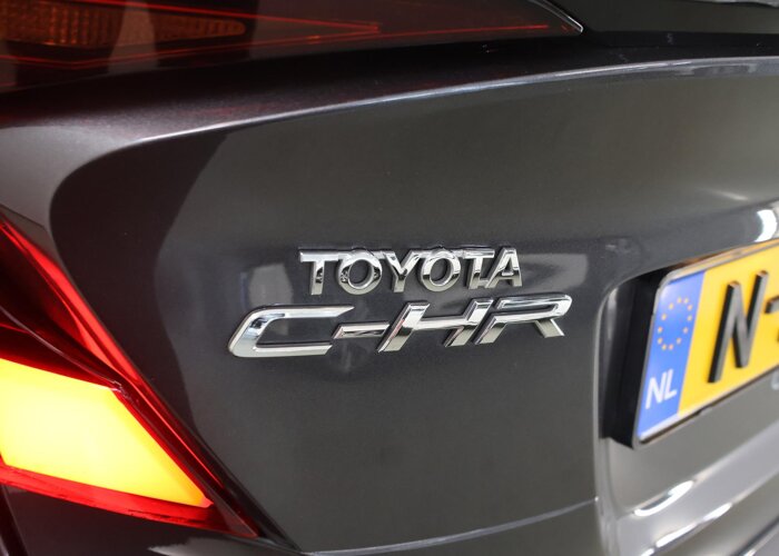 Toyota C-HR 1.8 Hybrid Business Plus