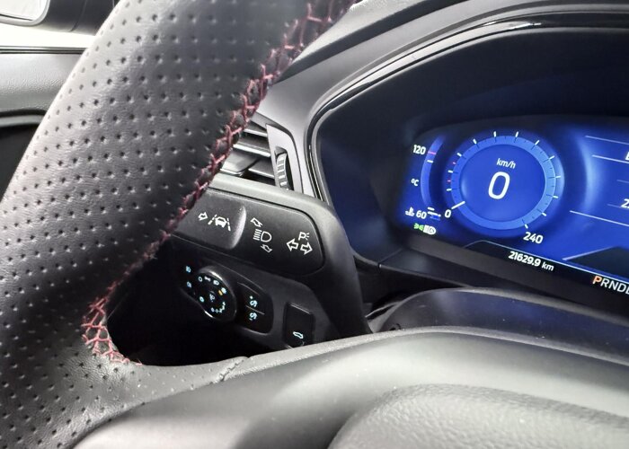 Ford FOCUS Wagon 1.0 EcoBoost Hybrid ST Line X