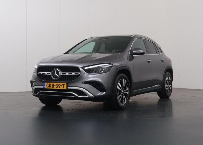 Mercedes-Benz GLA 180 Star Edition Luxury Line