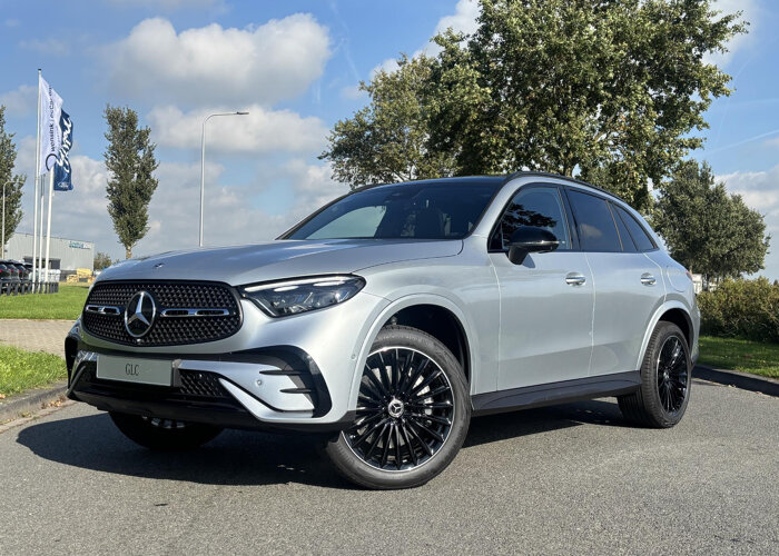Mercedes-Benz GLC 300e 4MATIC Sport Edition