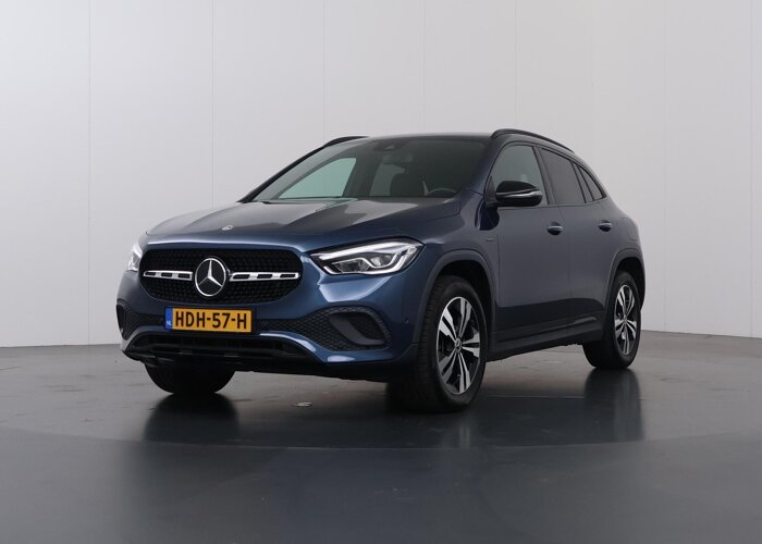 Mercedes-Benz GLA 250 e AMG Line