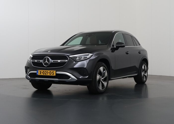 Mercedes-Benz GLC 300e 4MATIC Luxury Line