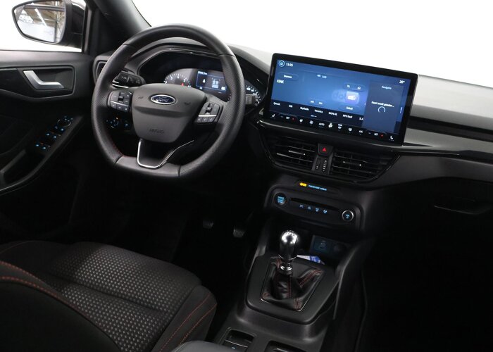 Ford FOCUS Wagon 1.0 EcoBoost Hybrid ST Line
