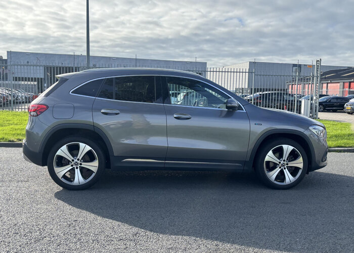 Mercedes-Benz GLA 250 e Progressive