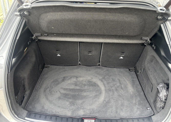 Mercedes-Benz GLA 250 e Progressive