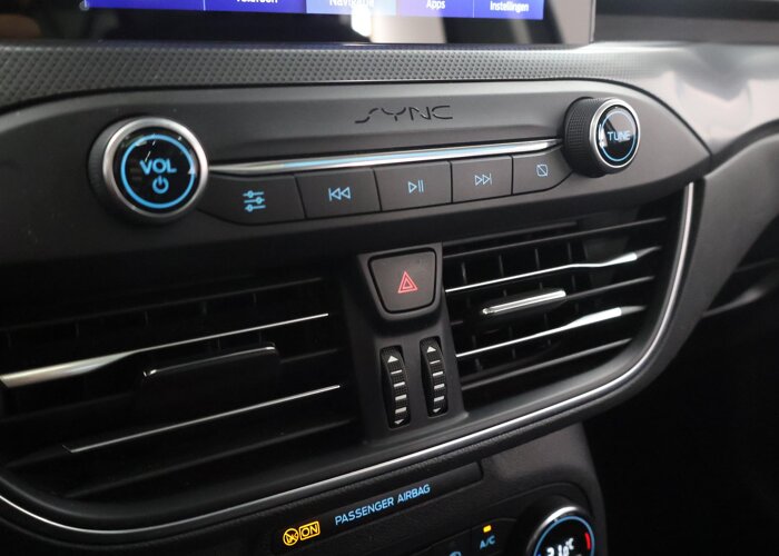 Ford FOCUS Wagon 1.0 EcoBoost Titanium Business