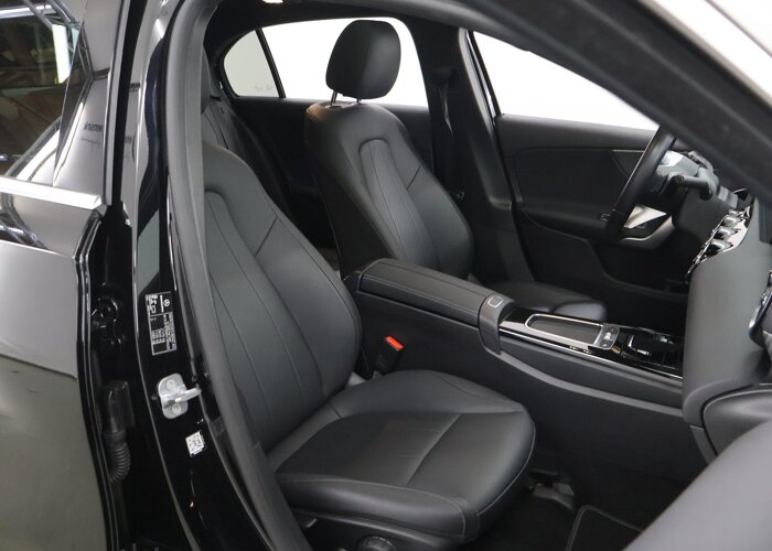 Mercedes-Benz A-Klasse 250 e Business Line
