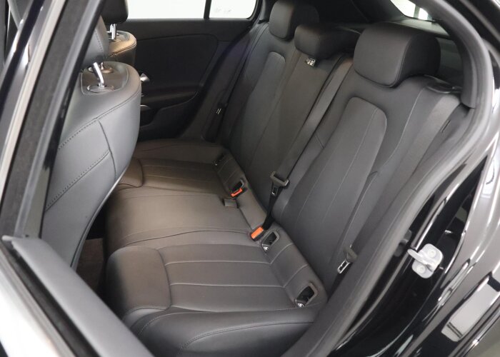 Mercedes-Benz A-Klasse 250 e Business Line