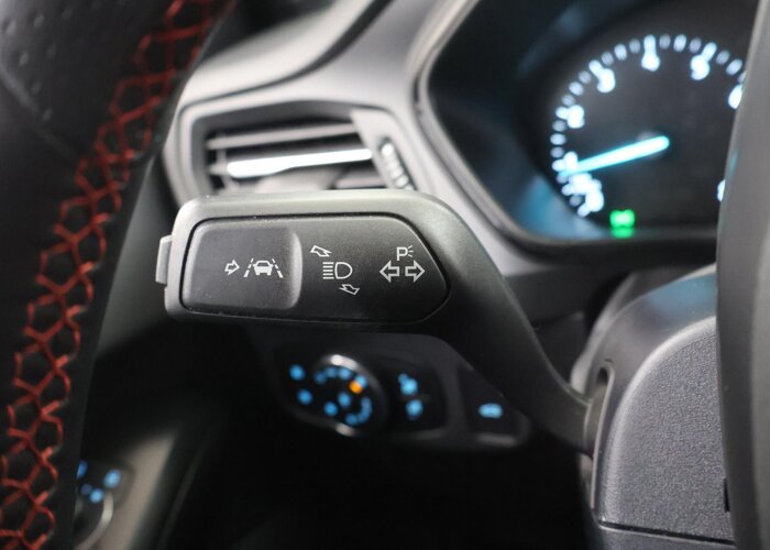 Ford FOCUS Wagon 1.0 EcoBoost Hybrid ST Line