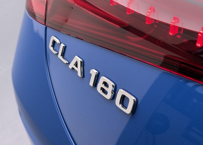 Mercedes-Benz CLA-Klasse 180 Business Solution AMG