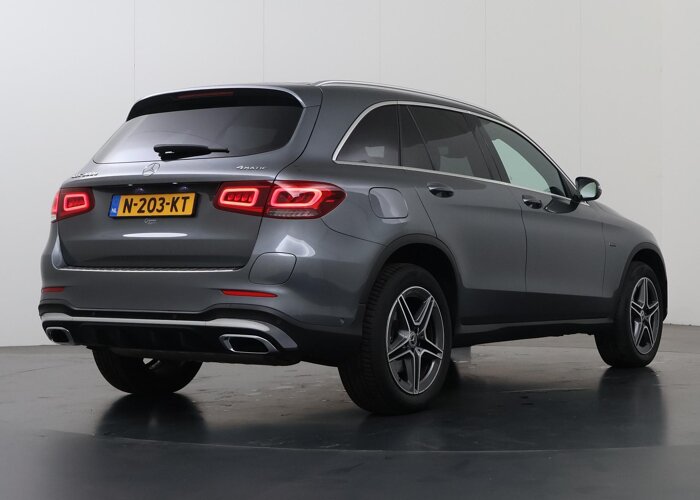 Mercedes-Benz GLC 300e 4MATIC Business Solution AMG