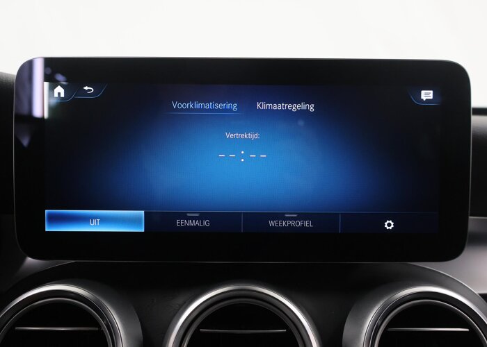 Mercedes-Benz GLC 300e 4MATIC Business Solution AMG