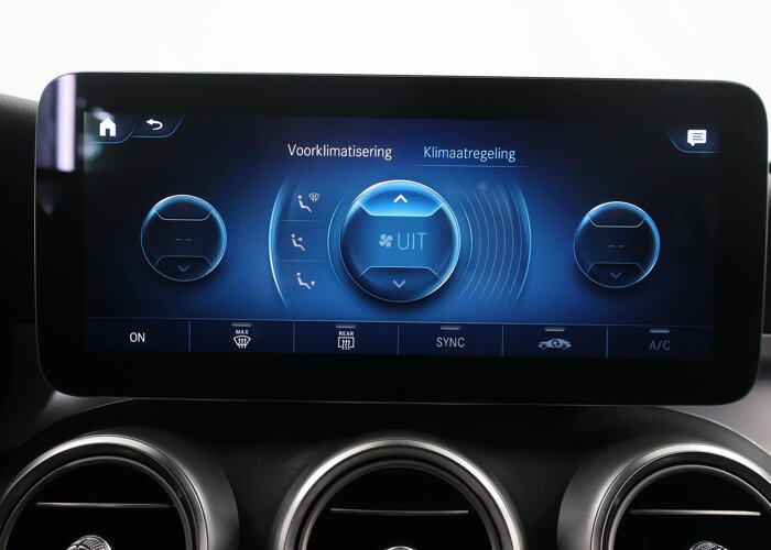 Mercedes-Benz GLC 300e 4MATIC Business Solution AMG