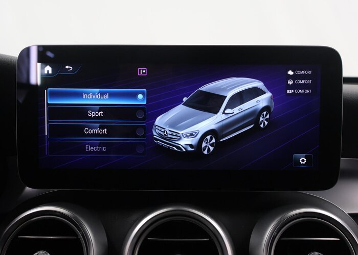 Mercedes-Benz GLC 300e 4MATIC Business Solution AMG