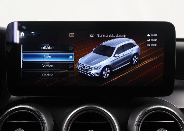 Mercedes-Benz GLC 300e 4MATIC Business Solution AMG