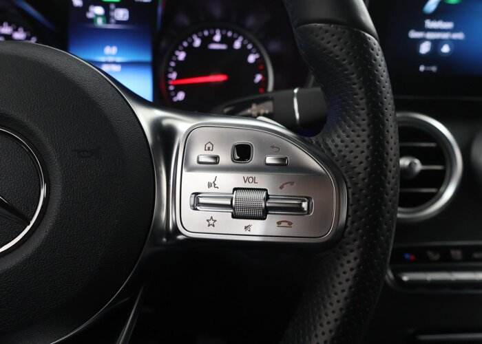 Mercedes-Benz GLC 300e 4MATIC Business Solution AMG