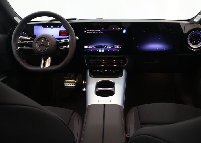 Mercedes-Benz CLA-Klasse 180 Business Solution AMG