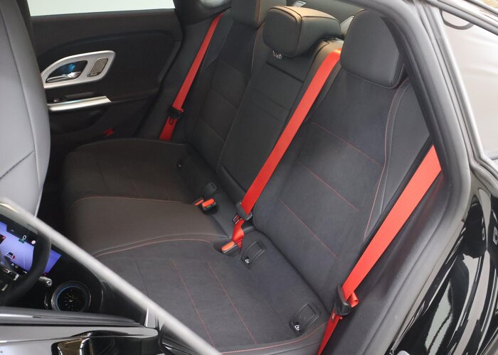 Mercedes-Benz CLA-Klasse 180 Business Solution AMG