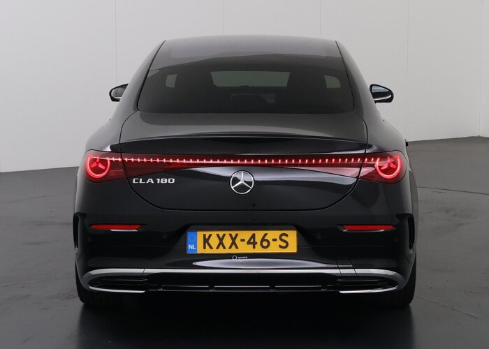 Mercedes-Benz CLA-Klasse 180 Business Solution AMG