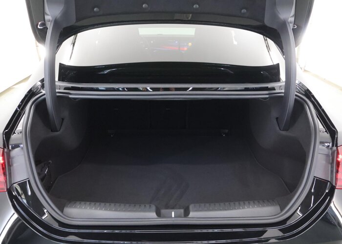Mercedes-Benz CLA-Klasse 180 Business Solution AMG
