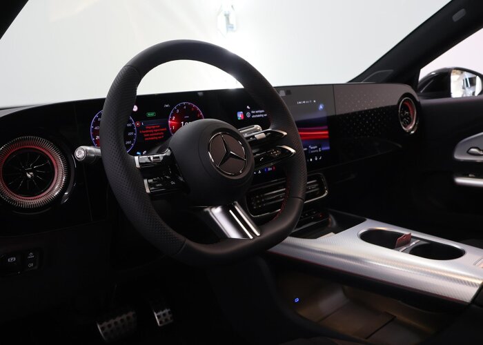 Mercedes-Benz CLA-Klasse 180 Business Solution AMG