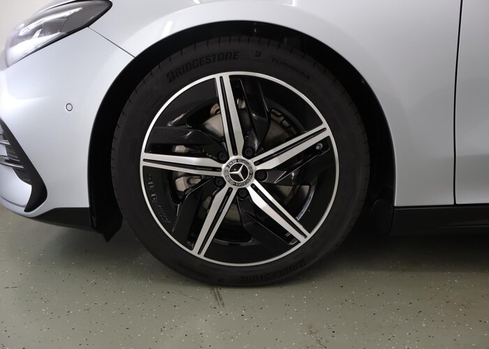 Mercedes-Benz CLA-Klasse 180 Business Solution AMG