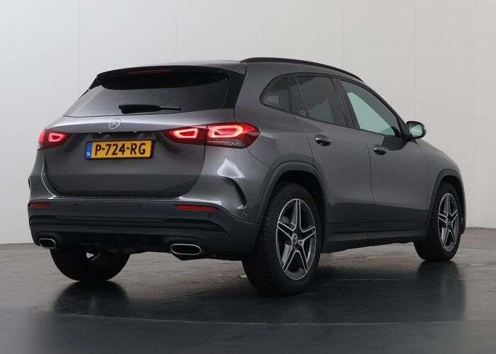 Mercedes-Benz GLA 200 Business Solution AMG