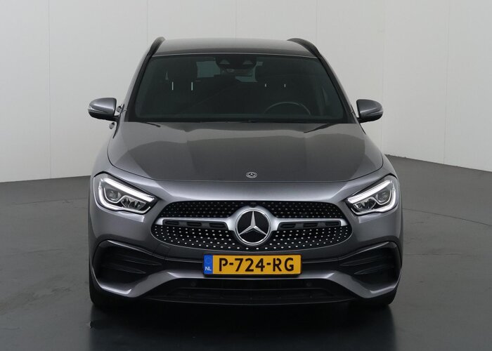 Mercedes-Benz GLA 200 Business Solution AMG