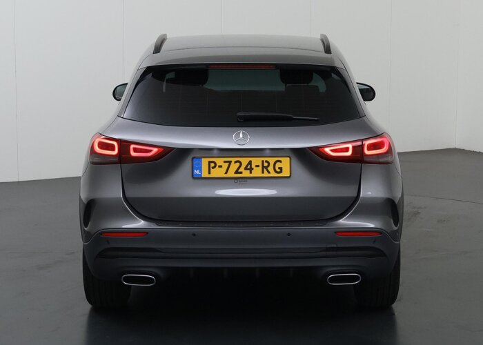 Mercedes-Benz GLA 200 Business Solution AMG