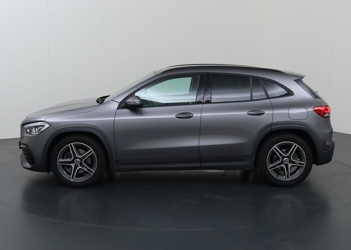Mercedes-Benz GLA 200 Business Solution AMG