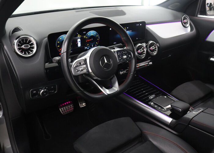 Mercedes-Benz GLA 200 Business Solution AMG