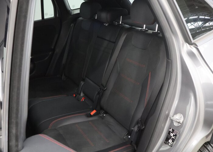 Mercedes-Benz GLA 200 Business Solution AMG
