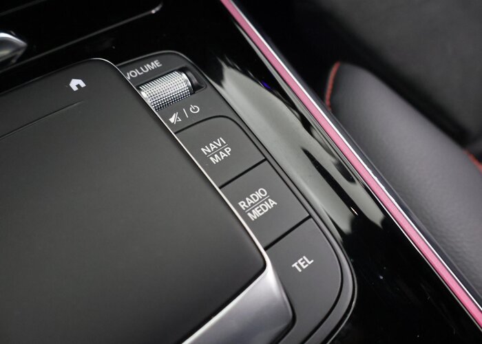 Mercedes-Benz GLA 200 Business Solution AMG