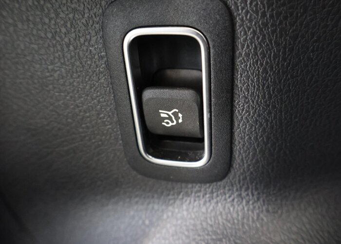 Mercedes-Benz GLA 200 Business Solution AMG