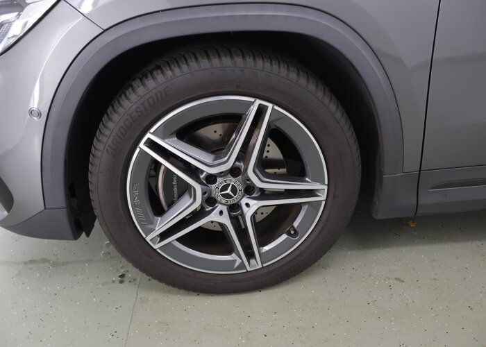 Mercedes-Benz GLA 200 Business Solution AMG