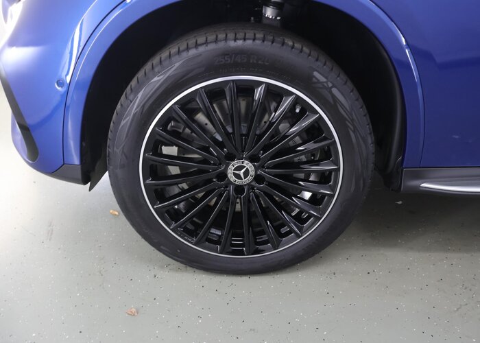Mercedes-Benz GLC 300e 4MATIC Business Solution AMG