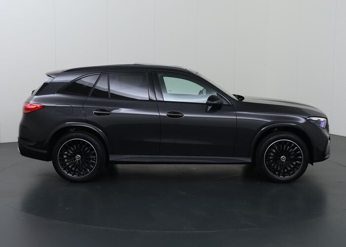Mercedes-Benz GLC 300e 4MATIC Business Solution AMG