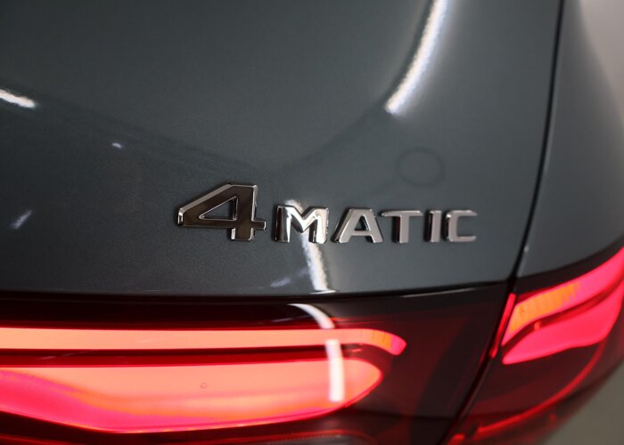 Mercedes-Benz GLC 300e 4MATIC Business Solution AMG