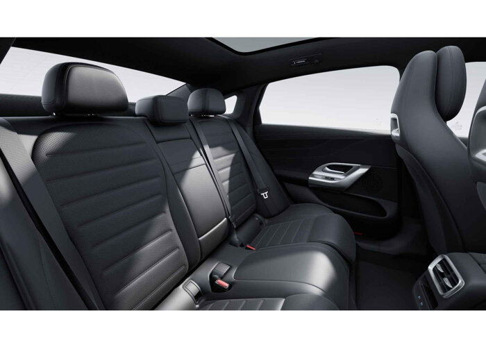 Mercedes-Benz C-Klasse 400 4MATIC Launch Edition 94 kWh