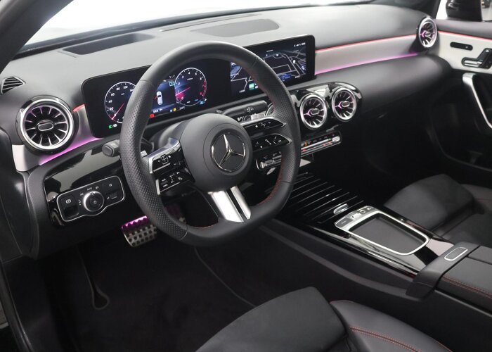 Mercedes-Benz A-Klasse 180 Business Solution AMG