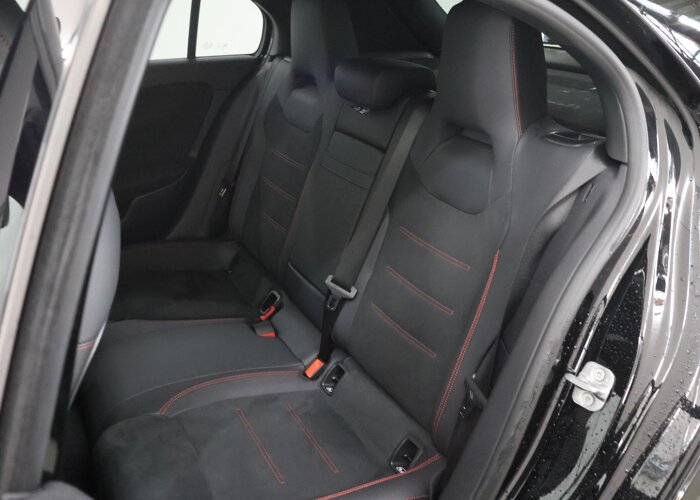 Mercedes-Benz A-Klasse 180 Business Solution AMG