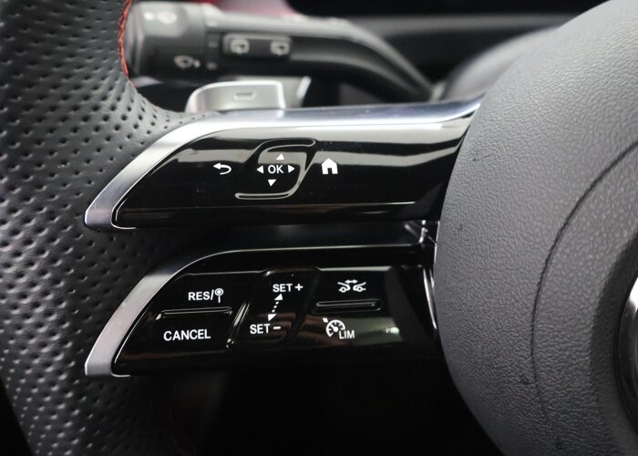 Mercedes-Benz A-Klasse 180 Business Solution AMG