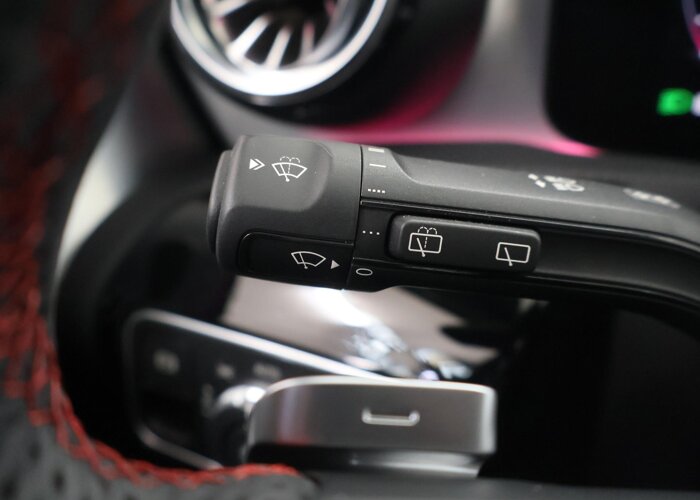 Mercedes-Benz A-Klasse 180 Business Solution AMG